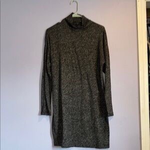 Uniqlo Gray Mock Neck Long Sleeve Sweater Dress